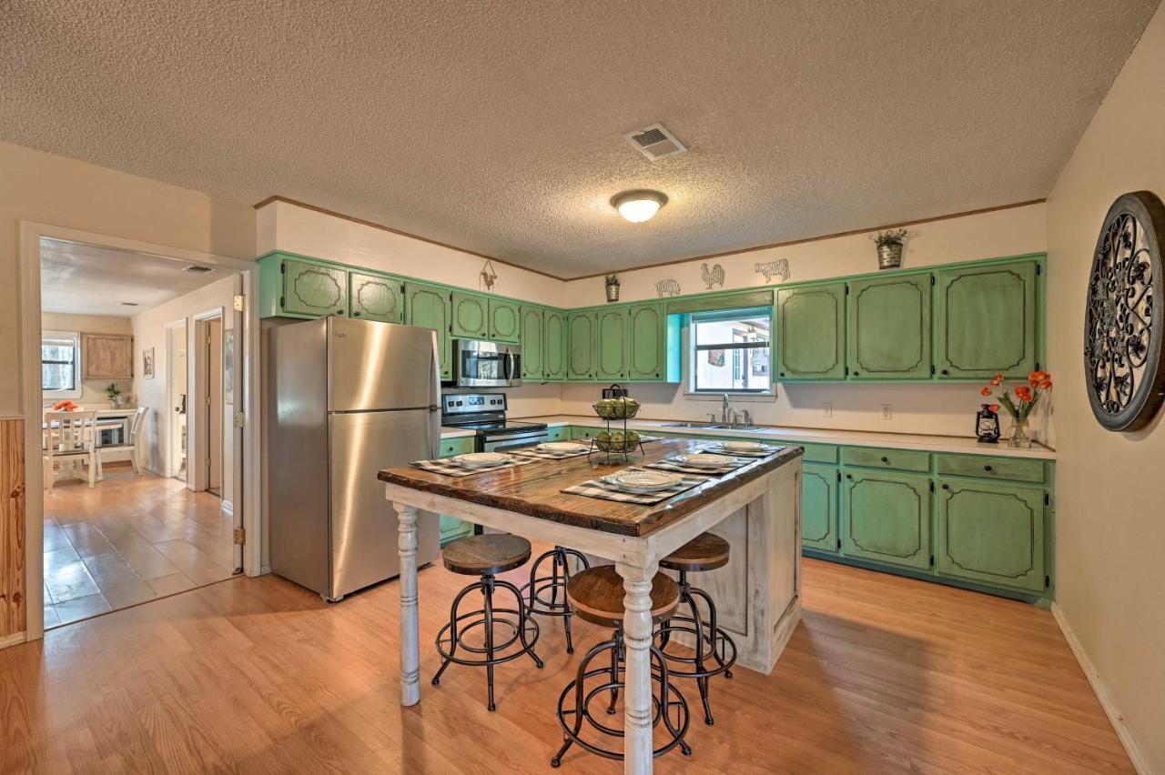 Вілла Pet-Friendly Shady Oaks Broken Bow Gem With Patio! Екстер'єр фото
