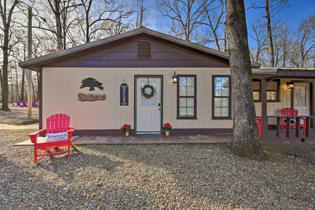 Вілла Pet-Friendly Shady Oaks Broken Bow Gem With Patio! Екстер'єр фото